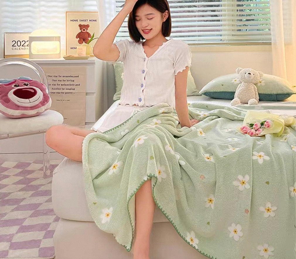 Molly’s Garden FloatFleece™ Comforter