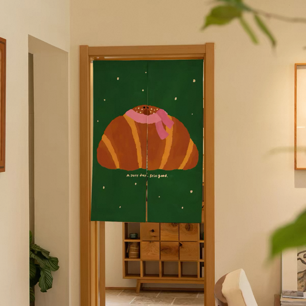 Croissant Doorway Curtain with Hanging Rod