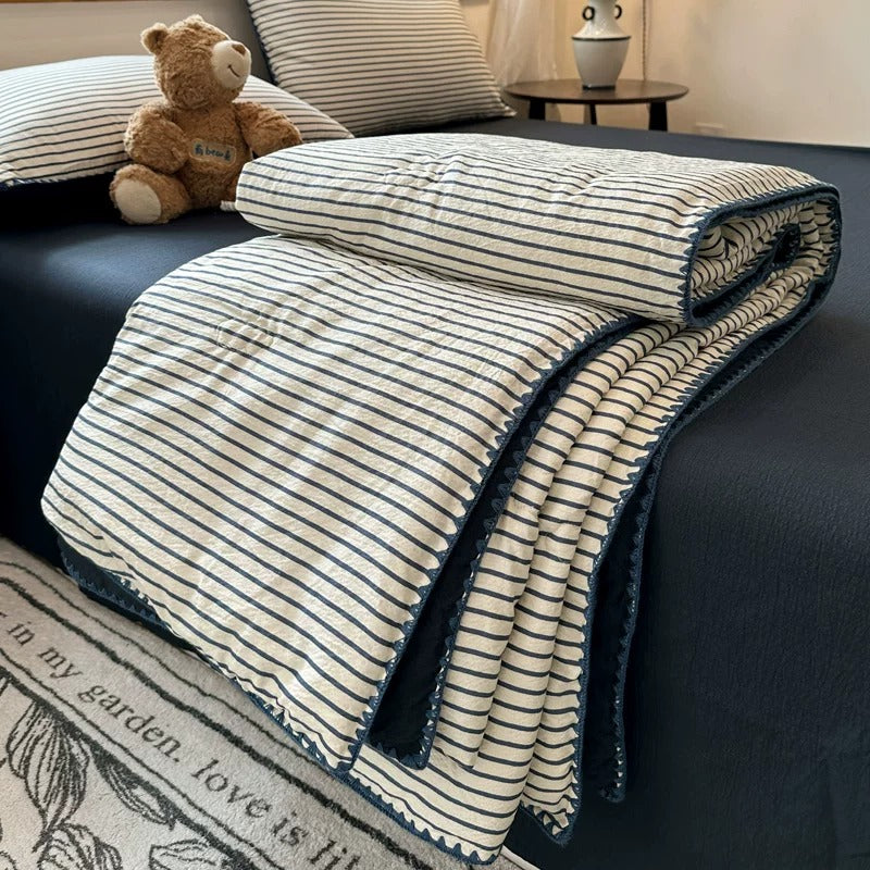 Coastal Tides FeatherCool™ Allergy-Free Comforter