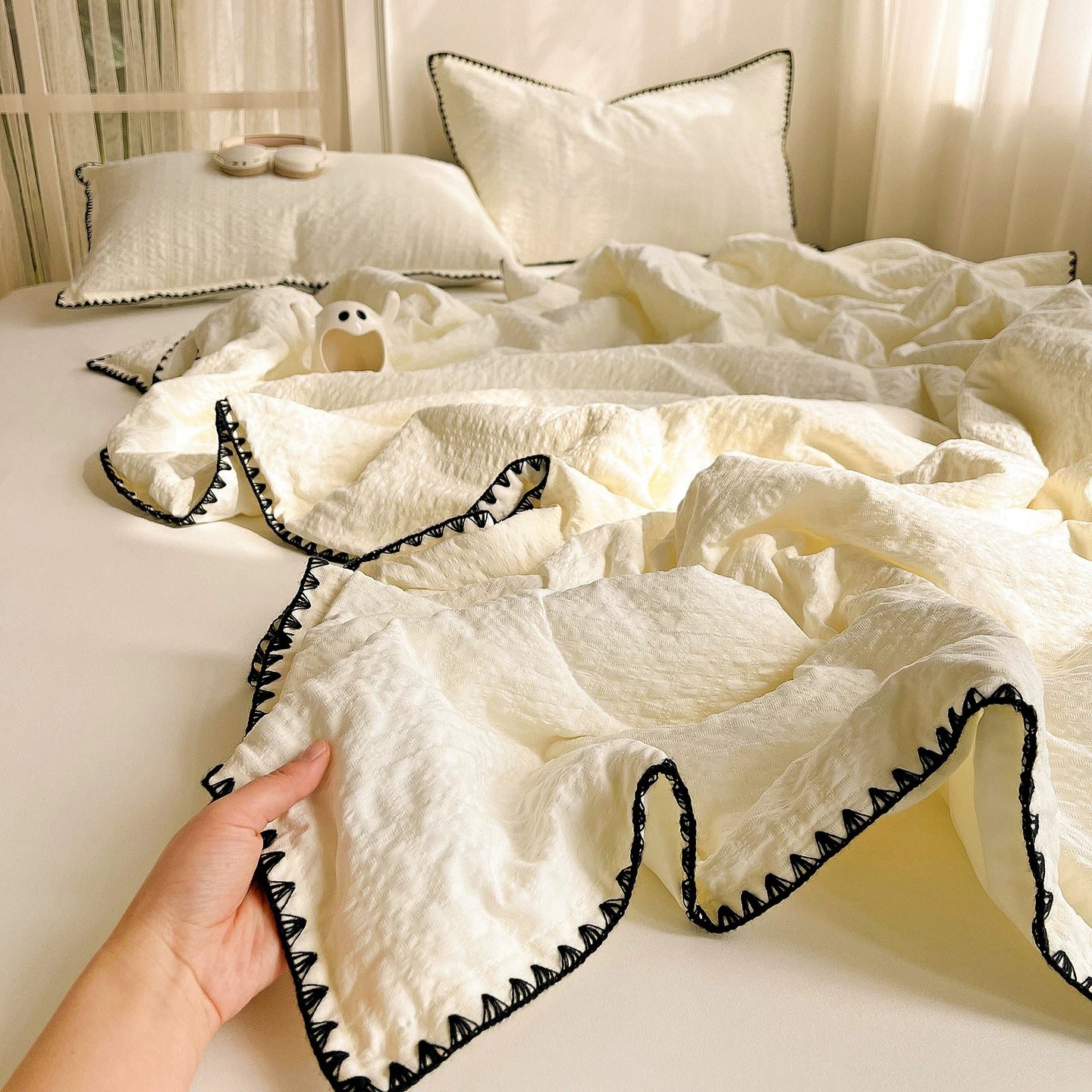 Hyde Park Aircotton™ 4-in-1 Comforter Set