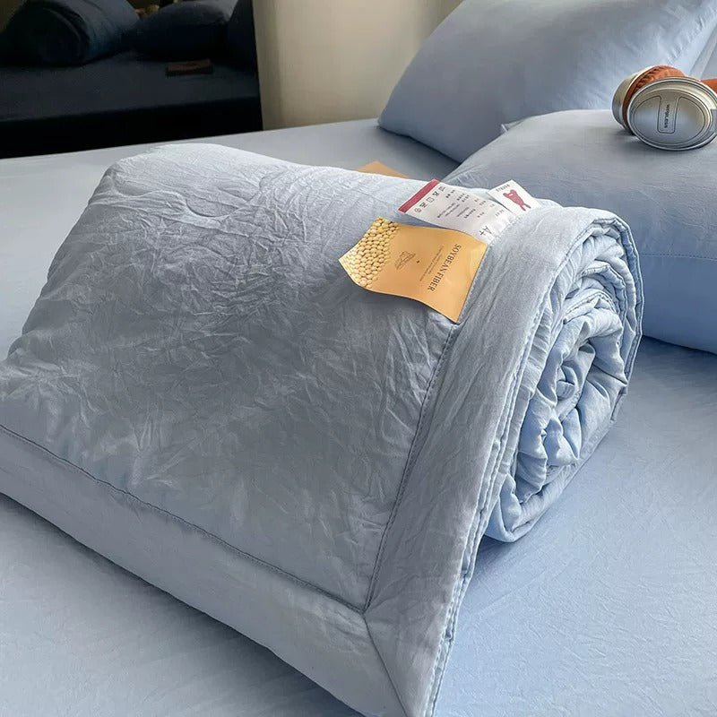 Fluffy FeatherCool™ Allergy-Free Comforter