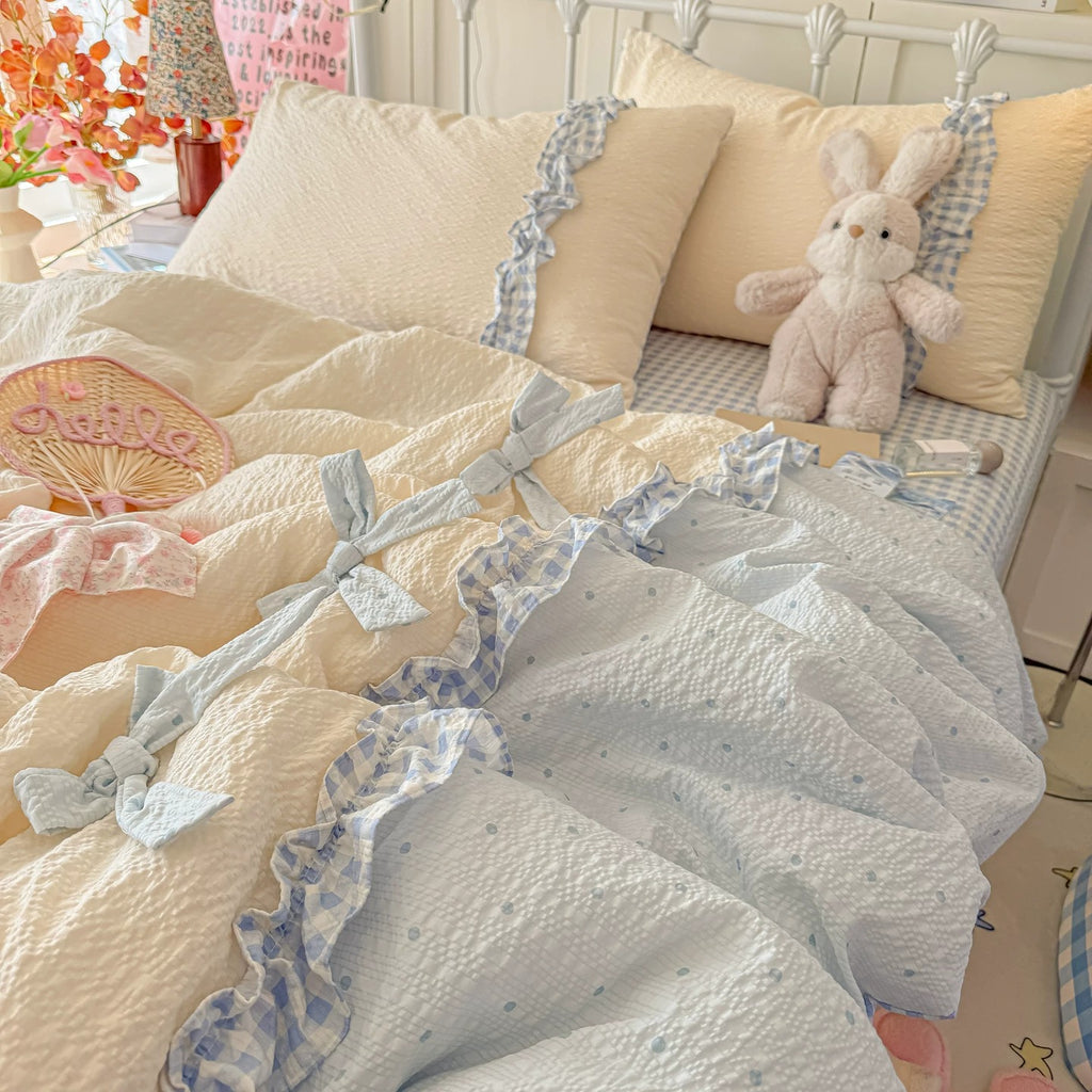 Alice in Wonderland FeatherCool™ Allergy-Free Comforter
