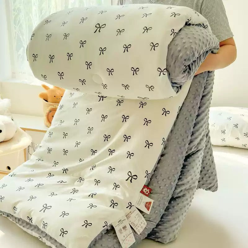 Omma's Garden CircuFlo™ Allergy-Free Comforter