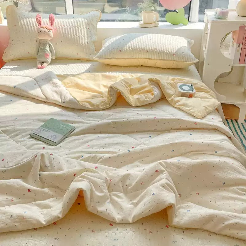 Creamy Sprinkles Allergofree™ Comforter