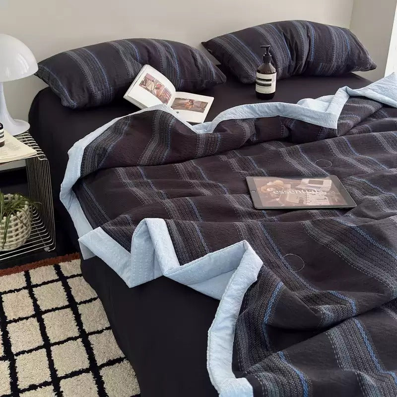 Sea Whale FeatherCool™ Allergy-Free Comforter