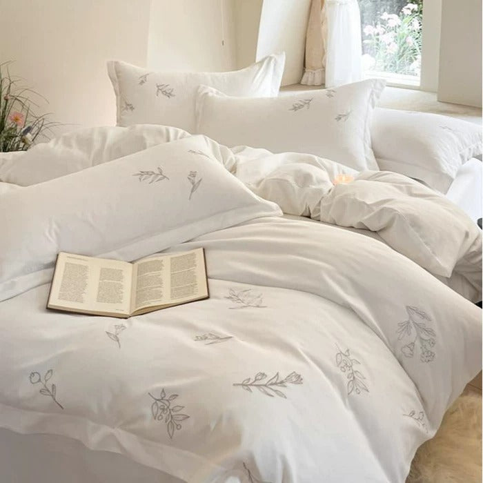 Winnie's Garden LiquidTwill™ Satin 4-in-1 Quilt Cover Set