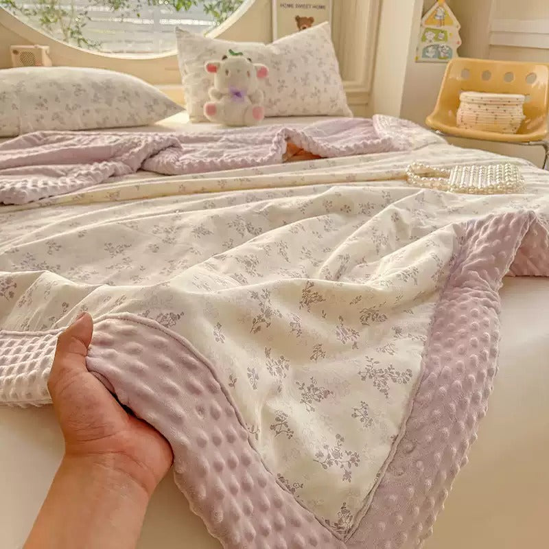Purple Vitagen FeatherCool™ Allergy-Free Comforter