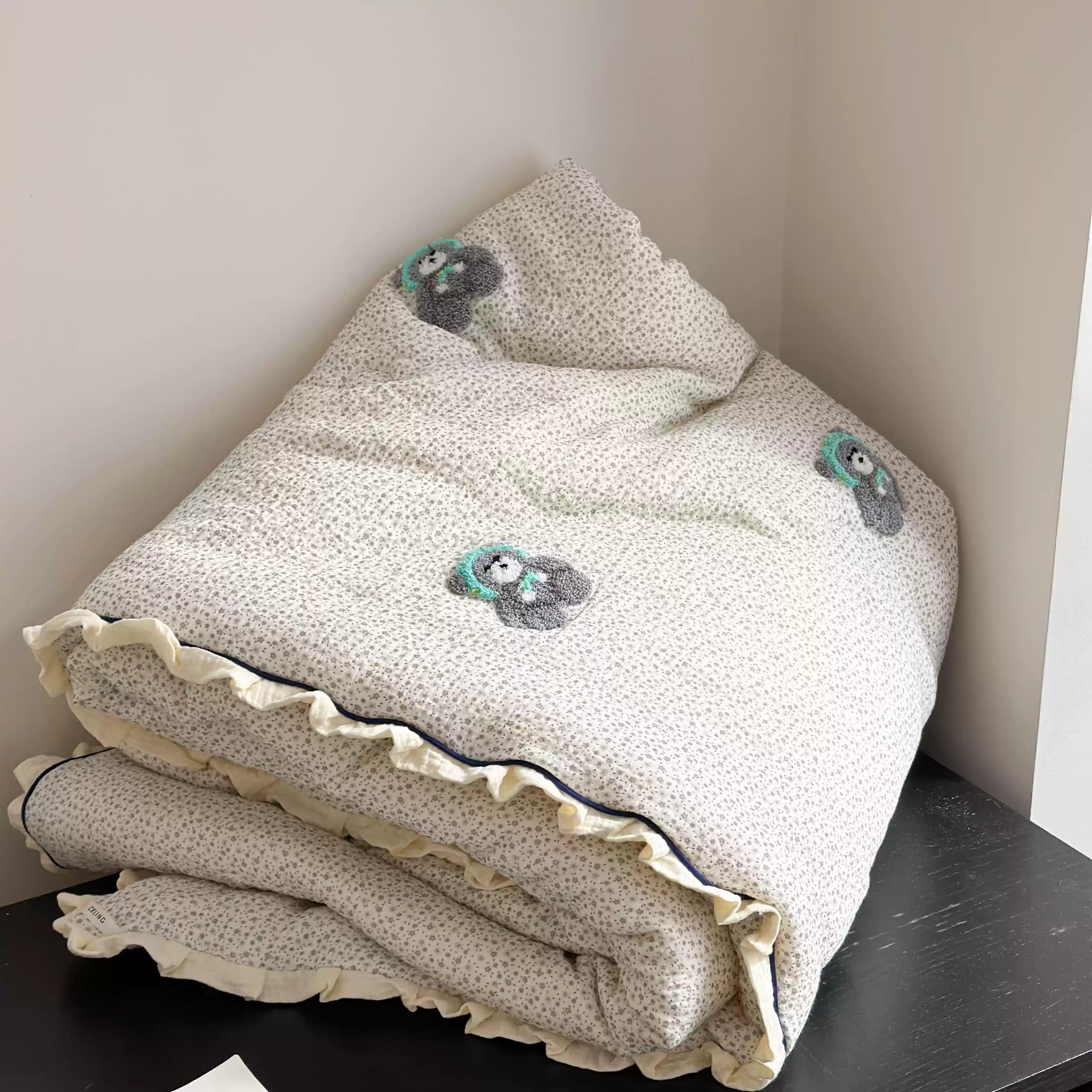 Artic FeatherCool™ Allergy-Free Comforter