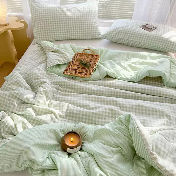Granny Smith FeatherCool™ Allergy-Free Comforter