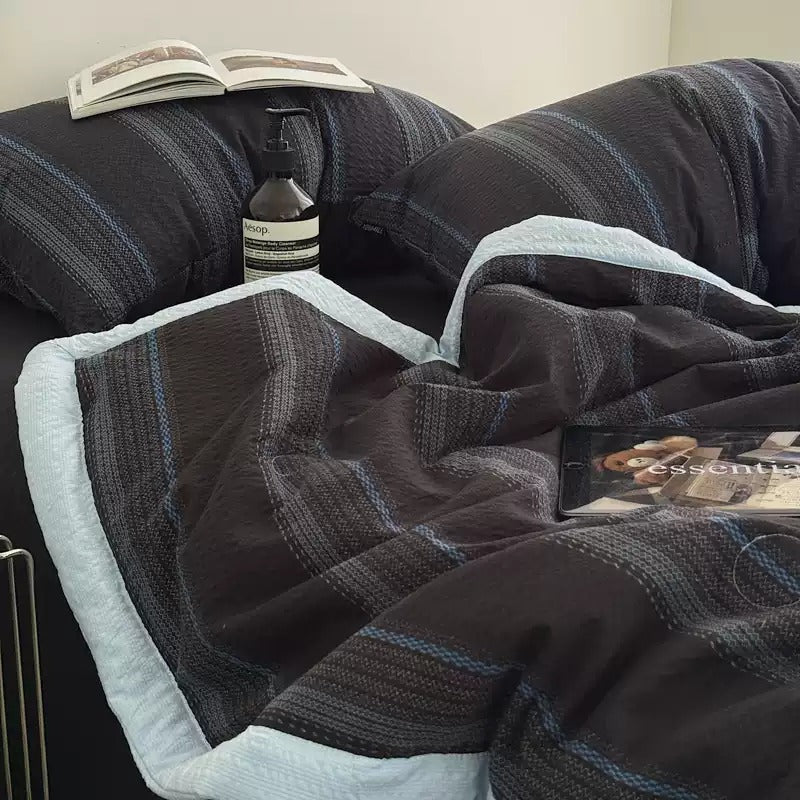 Sea Whale FeatherCool™ Allergy-Free Comforter