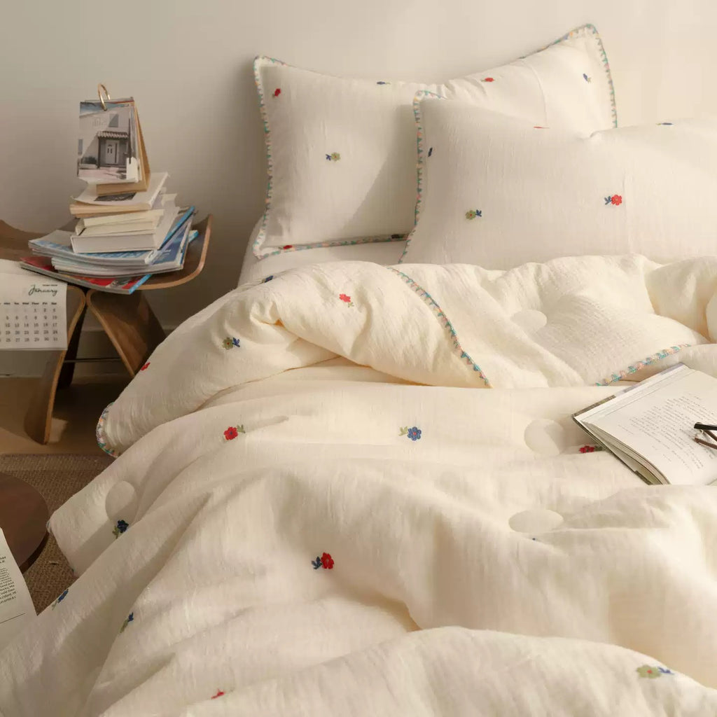 Camellia FeatherCool™ Allergy-Free Comforter