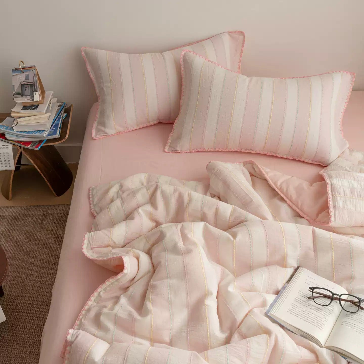 Lalaland FeatherCool™ Allergy-Free Comforter